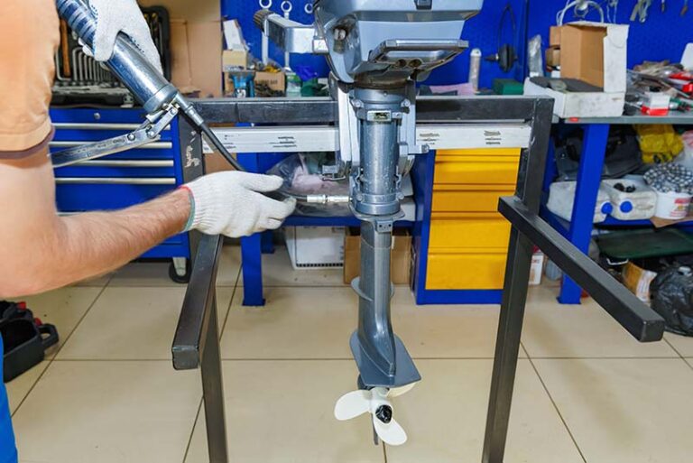 Outboard Motors Choosing the Right One Mack Boring & Parts Co